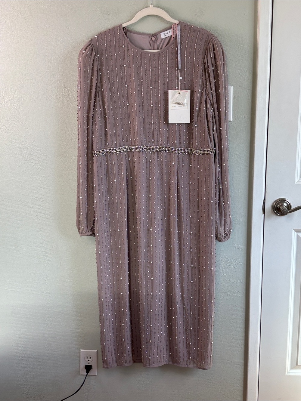 NEW Mac Duggal Mauve Beaded Long-Sleeve Midi Dress 16